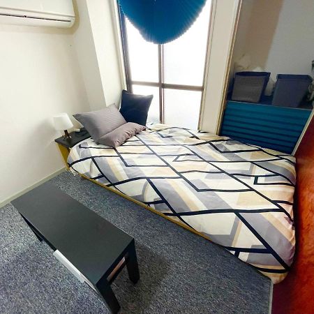 West Wood Guest Room Ōsaka Extérieur photo