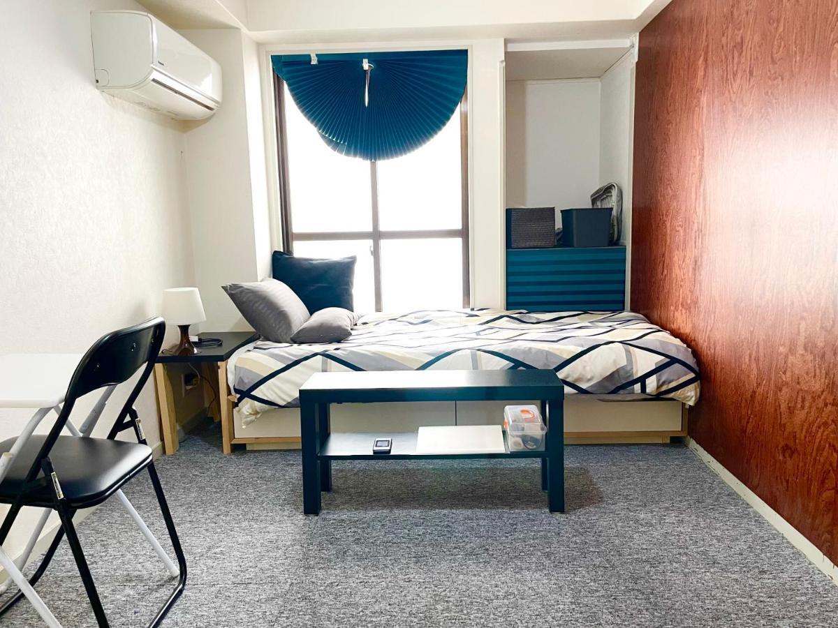 West Wood Guest Room Ōsaka Extérieur photo